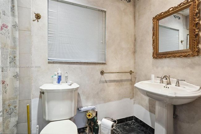 10920 Sw 68th Ave Rd, House other with 4 bedrooms, 3 bathrooms and null parking in Pinecrest FL | Image 30
