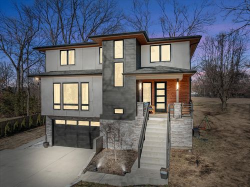 1301 Chestnut Dr, Brentwood, TN, 37027-7828 | Card Image