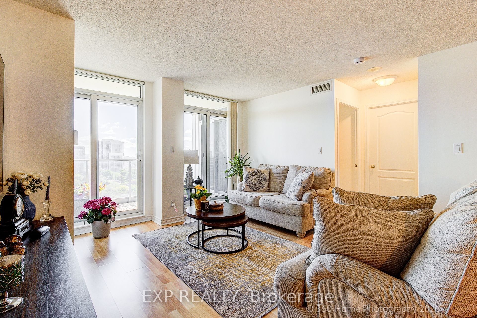 Residential in Toronto C15 2