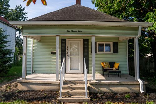 523 W Commercial St, Hartford City, IN, 47348-2418 | Card Image