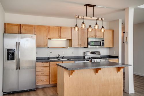 203-1829 3rd Ave S, Minneapolis, MN, 55404-2185 | Card Image