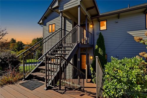 finch-1-862 Chetola Lake Drive, Blowing Rock, NC, 28605 | Card Image
