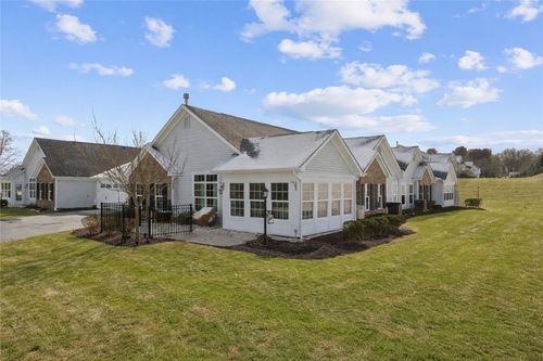 307 Spring Valley Dr, Zelienople, PA, 16063-2718 | Card Image