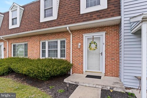 9 Partridge Cir, Carlisle, PA, 17013-8711 | Card Image