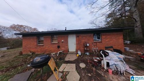 829 Lloyd St, Anniston, AL, 36201-8119 | Card Image