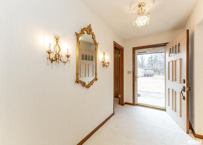 9721 234 Th St N, House other with 3 bedrooms, 2 bathrooms and null parking in Port Byron IL | Image 7