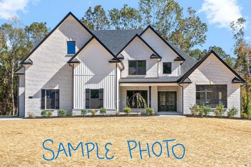 5000 Royal View Way, Clarksville, TN, 37040-3680 | Card Image