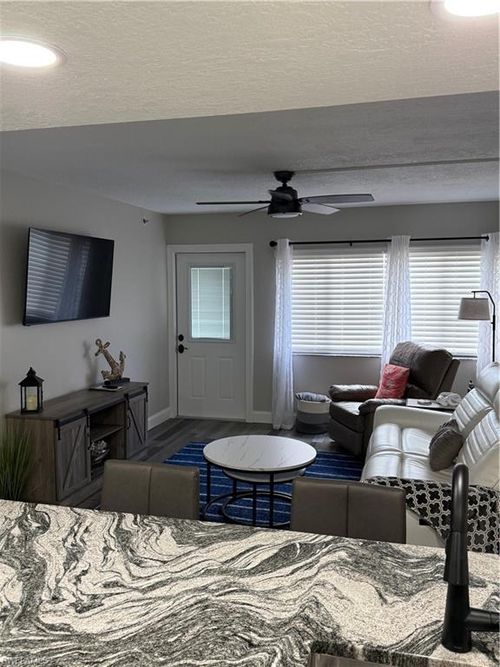 apt-111-3170 Matecumbe Key Rd, PUNTA GORDA, FL, 33955-1976 | Card Image