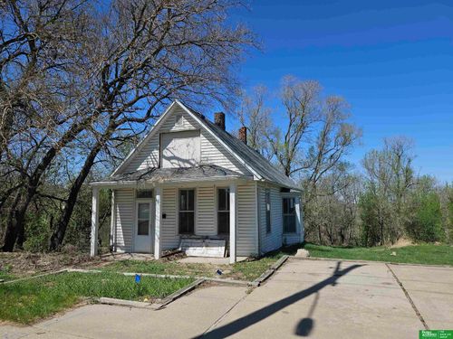 210 Cedar St, Omaha, NE, 68108-1218 | Card Image