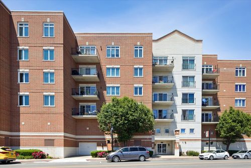 405-8822 Brookfield Ave, Brookfield, IL, 60513-1794 | Card Image