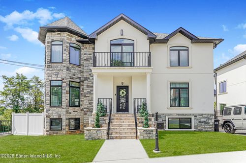 8 Torrice Loop, Staten Island, NY, 10309-2662 | Card Image