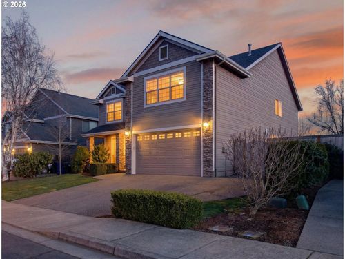 633 June Dr, Molalla, OR, 97038-9281 | Card Image