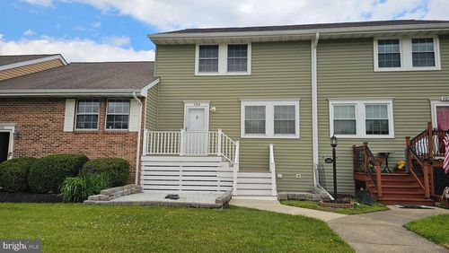 4104-29595 Dutchmans Ln, EASTON, MD, 21601-8810 | Card Image