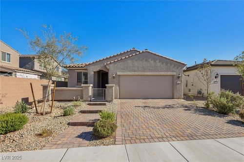 2552 Dollison Ave, North Las Vegas, NV, 89081-6925 | Card Image