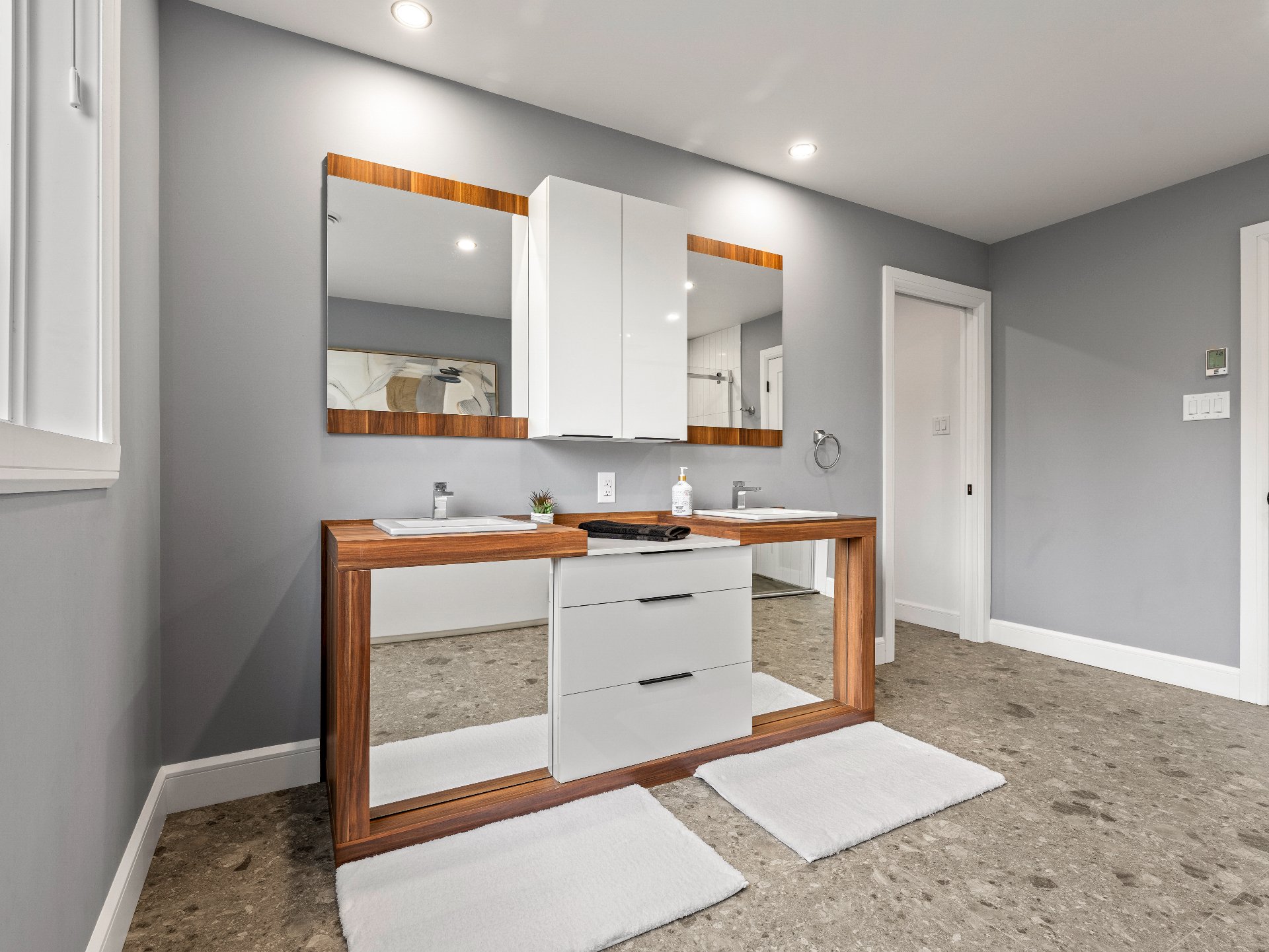 Residential in Sherbrooke (Brompton/Rock Forest/Saint-Élie/Deauvi 5