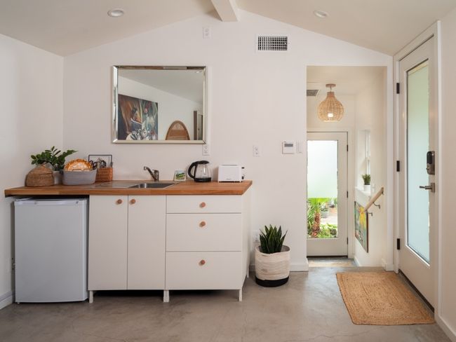 1005 E Riverside Dr, House other with 3 bedrooms, 3 bathrooms and 3 parking in Austin TX | Image 25