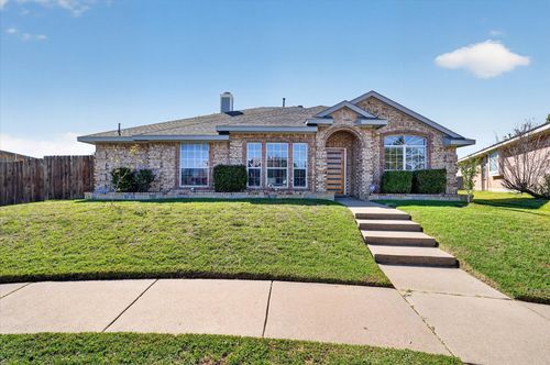 1425 Cardigan Ln, Lancaster, TX, 75134-4134 | Card Image