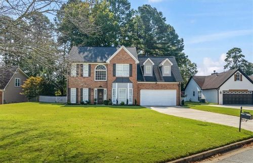 902 Heartwood Cir, Lawrenceville, GA, 30043-4272 | Card Image