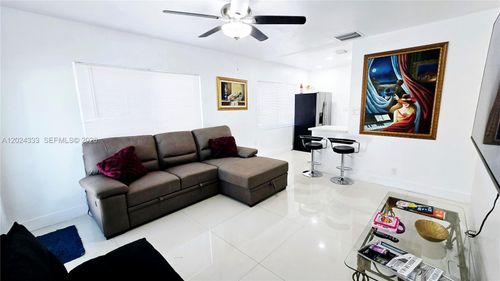 139 Nw 14th Way, Dania Beach, FL, 33004-2616 | Card Image