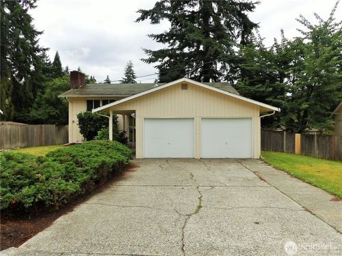 1719 147th Pl Se, Bellevue, WA, 98007-6819 | Card Image