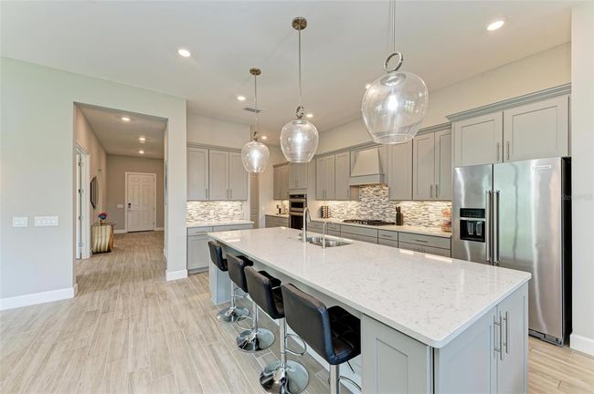 7113 Gradford Ct, House other with 3 bedrooms, 4 bathrooms and null parking in Lakewood Ranch FL | Image 19