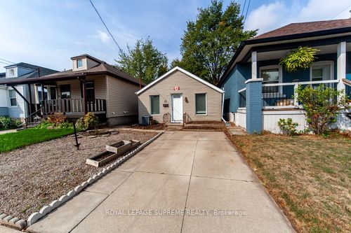 13 Robins Ave, Hamilton, ON, L8H4M5 | Card Image