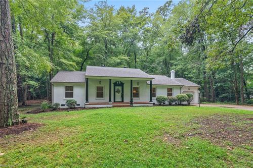 204 Weston Rd, Yorktown, VA, 23692-3604 | Card Image
