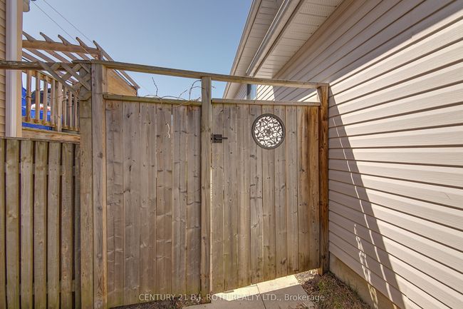 60 Riverdale Dr, House other with 5 bedrooms, 4 bathrooms and 4 parking in Wasaga Beach ON | Image 30