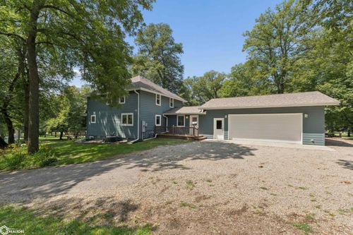 4466 Park Ave, Clear Lake, IA, 50428-8504 | Card Image