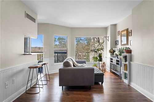 unit-211-1 Biscayne Dr Nw, Atlanta, GA, 30309-1076 | Card Image