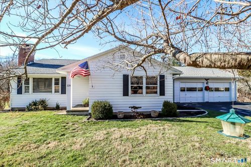 120 Warsaw St, Deep River, CT, 06417-1676 | Card Image