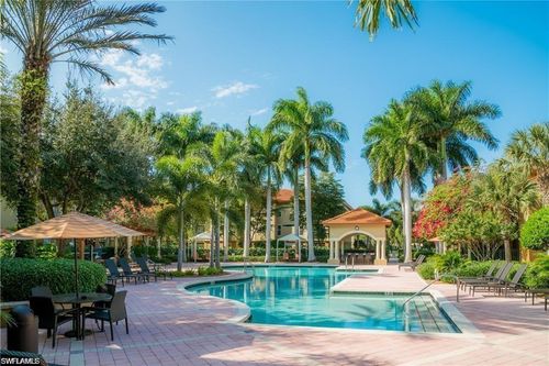 725-8940 Colonnades Ct, BONITA SPRINGS, FL, 34135-7863 | Card Image
