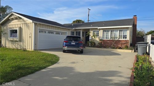 3301 Sonoma St, Torrance, CA, 90503-5946 | Card Image