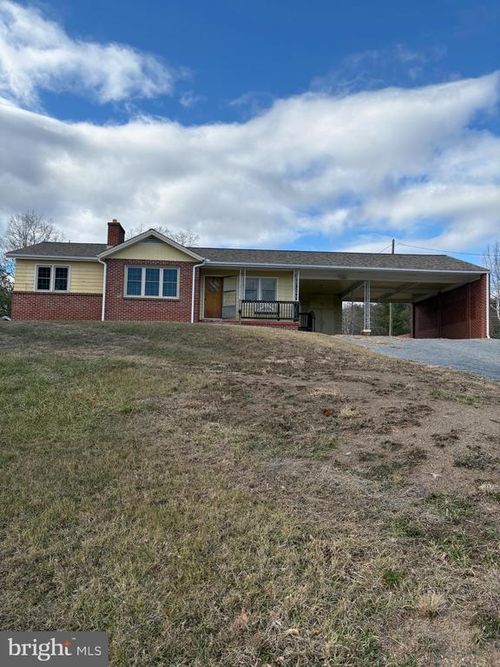 2621 Franklin Pike, Petersburg, WV, 26847-8549 | Card Image