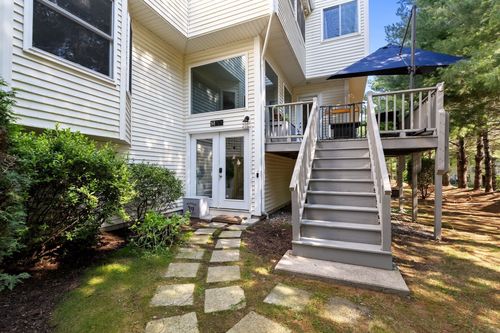703-703 Old Bridge Ln, Bellingham, MA, 02019-3142 | Card Image