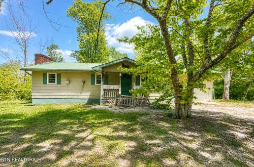 530 Boone Ridge Rd, Jamestown, TN, 38556-5809 | Card Image