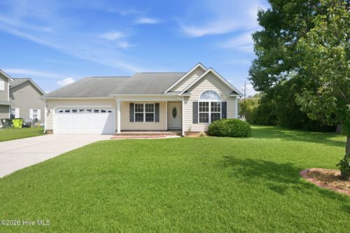 100 Conner Grant Rd, New Bern, NC, 28562-9594 | Card Image