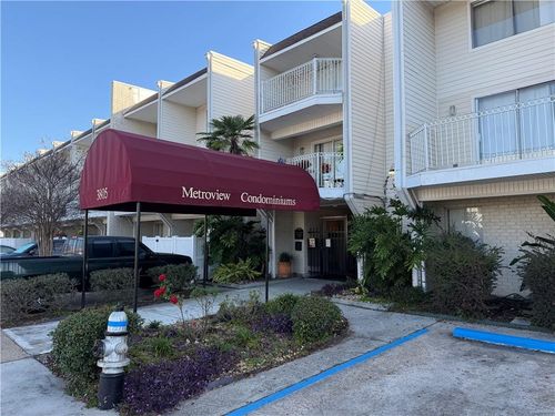 unit-c305-3805 Houma Blvd, Metairie, LA, 70006-4175 | Card Image