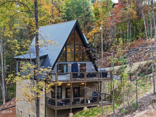 2313 Grey Fox, Sevierville, TN, 37862 | Card Image