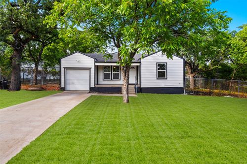 4817 Erath St, Fort Worth, TX, 76119-4901 | Card Image