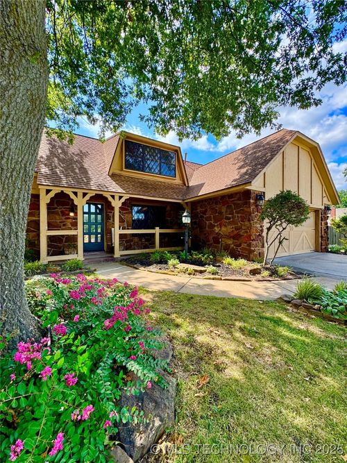 2516 W Dallas Ct, Broken Arrow, OK, 74012-3413 | Card Image