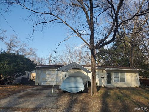 1121 St Helena Drive, Cahokia, IL, 62206 | Card Image