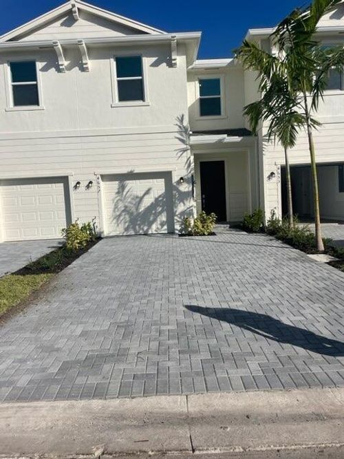 4657 Meyerson Pl, Lake Worth, FL, 33463-2262 | Card Image