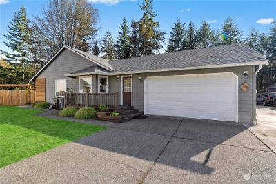 761 Kelsey Lane E, House other with 3 bedrooms, 2 bathrooms and 2 parking in Eatonville WA | Image 3