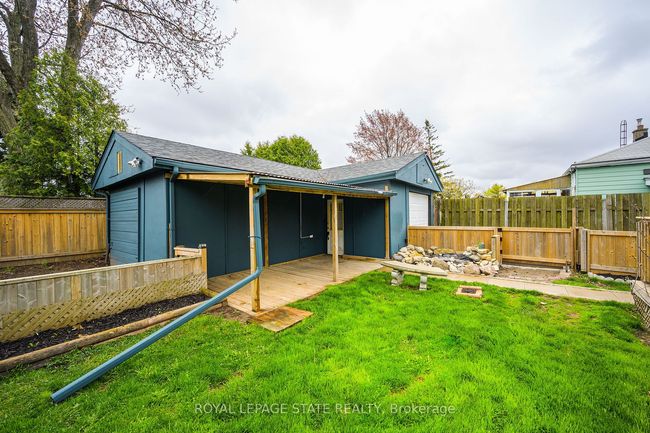 137 Allenby Ave, House other with 3 bedrooms, 3 bathrooms and 7 parking in Hamilton ON | Image 34