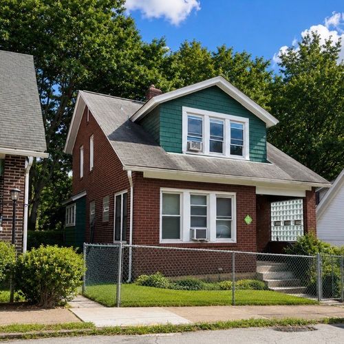1348 Woodlawn Ave, Wilkinsburg, PA, 15221-2636 | Card Image