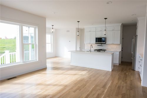 13 Revolution Way, Portsmouth, RI, 02871 | Card Image
