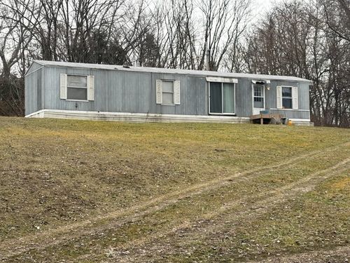 9278 N State Highway 33, Palestine, IL, 62451-2432 | Card Image