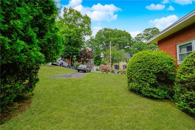60 Cedar Ter, Home with 5 bedrooms, 2 bathrooms and null parking in Staten Island NY | Image 43