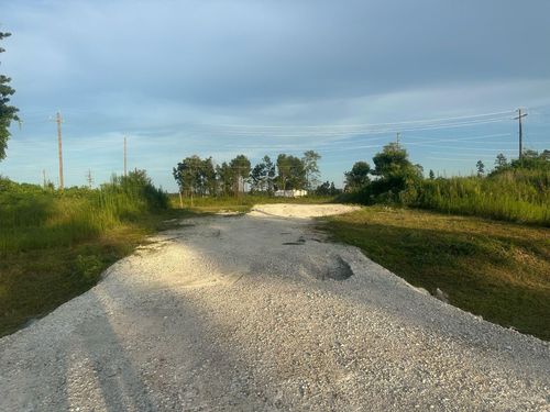 720 Cleveland Mhp, Cleveland, TX, 77328-7927 | Card Image